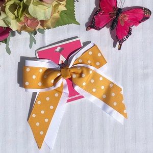 Chasse Cheer Bow Polka Dot